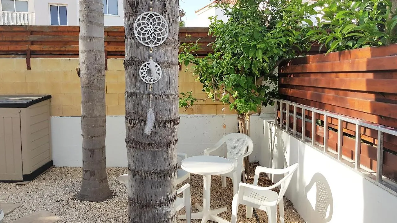 Palm Paradise Villa Ayia Napa 0*,  Cipro