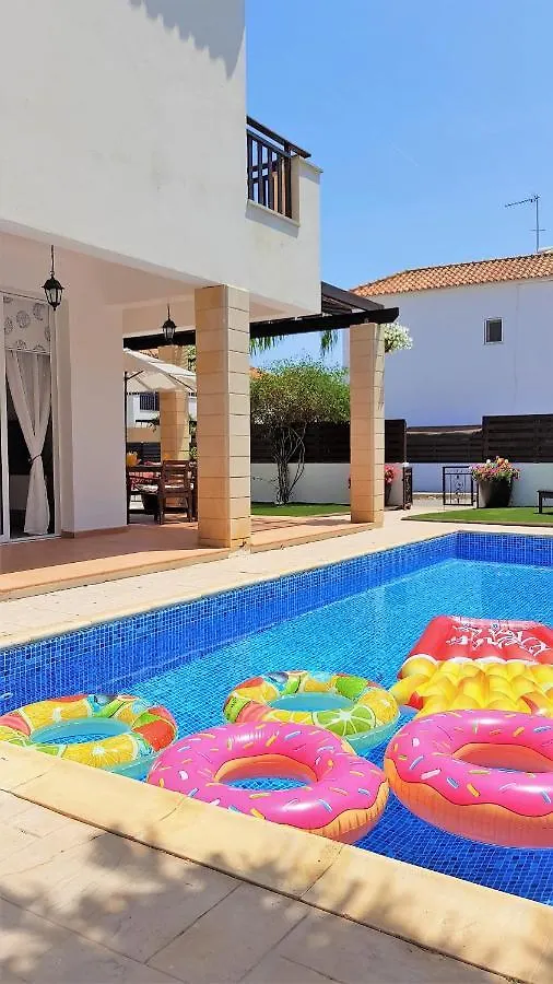 Palm Paradise Villa Ayia Napa Cipro